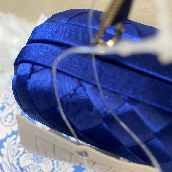 Urban Expressions Blue Woven Clutch Handbag with Gold Chain Strap - Picture 14 of 14